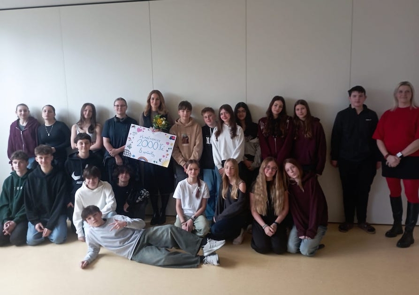 Osmáci ze ZŠ Průhonice pomáhají v projektu Dobrovolnictví 