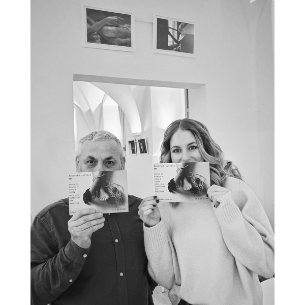 Ženy v černobílé