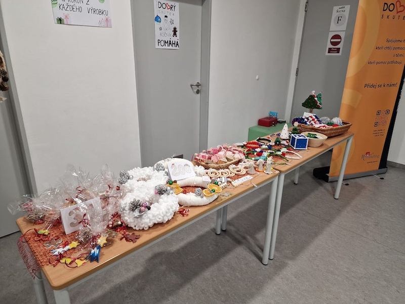 Vánoční jarmark na ZŠ Průhonice