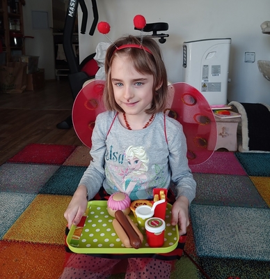 Elizabeth Emily Kmošková II